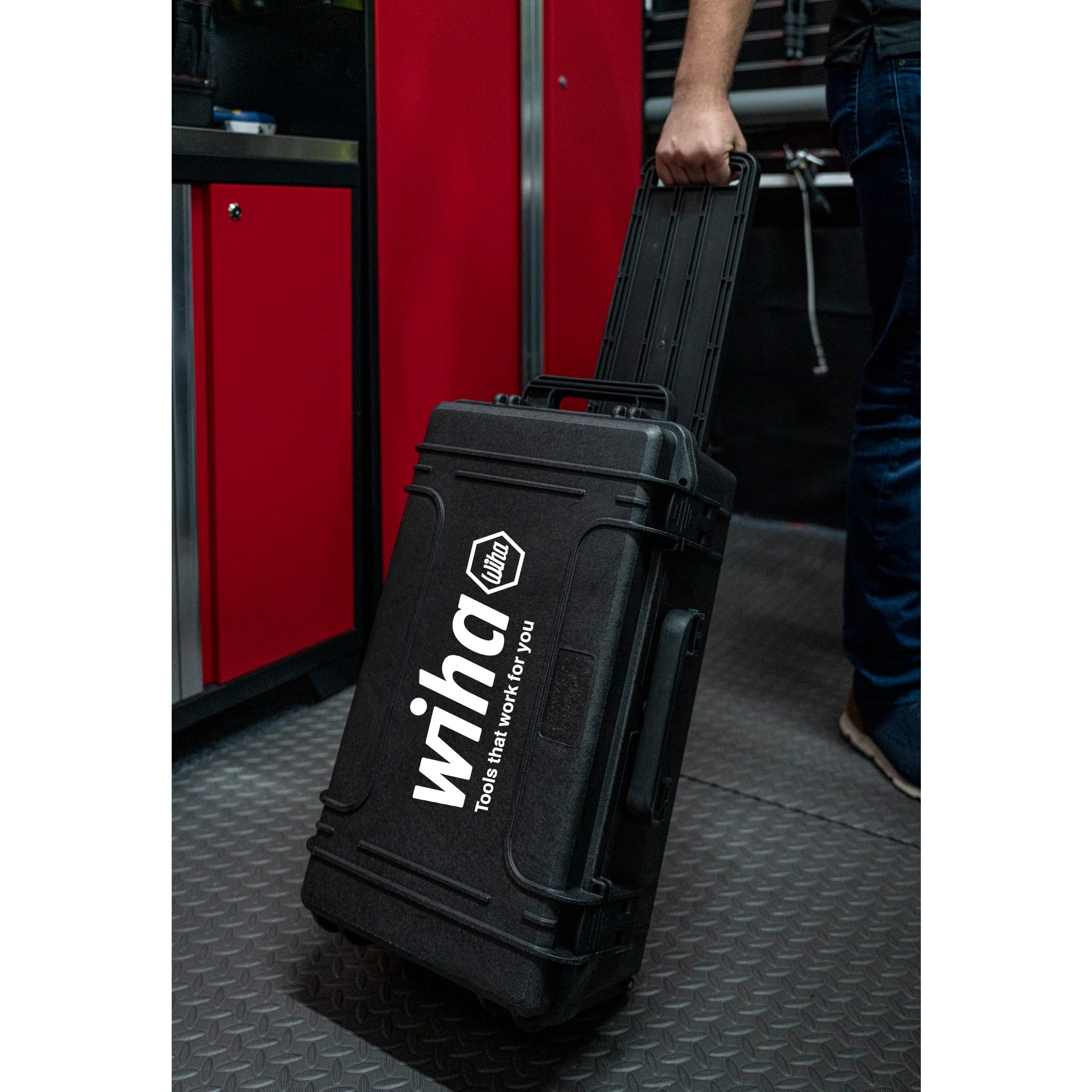194 Piece Premium Kit In Rolling Tool Box - Image 11