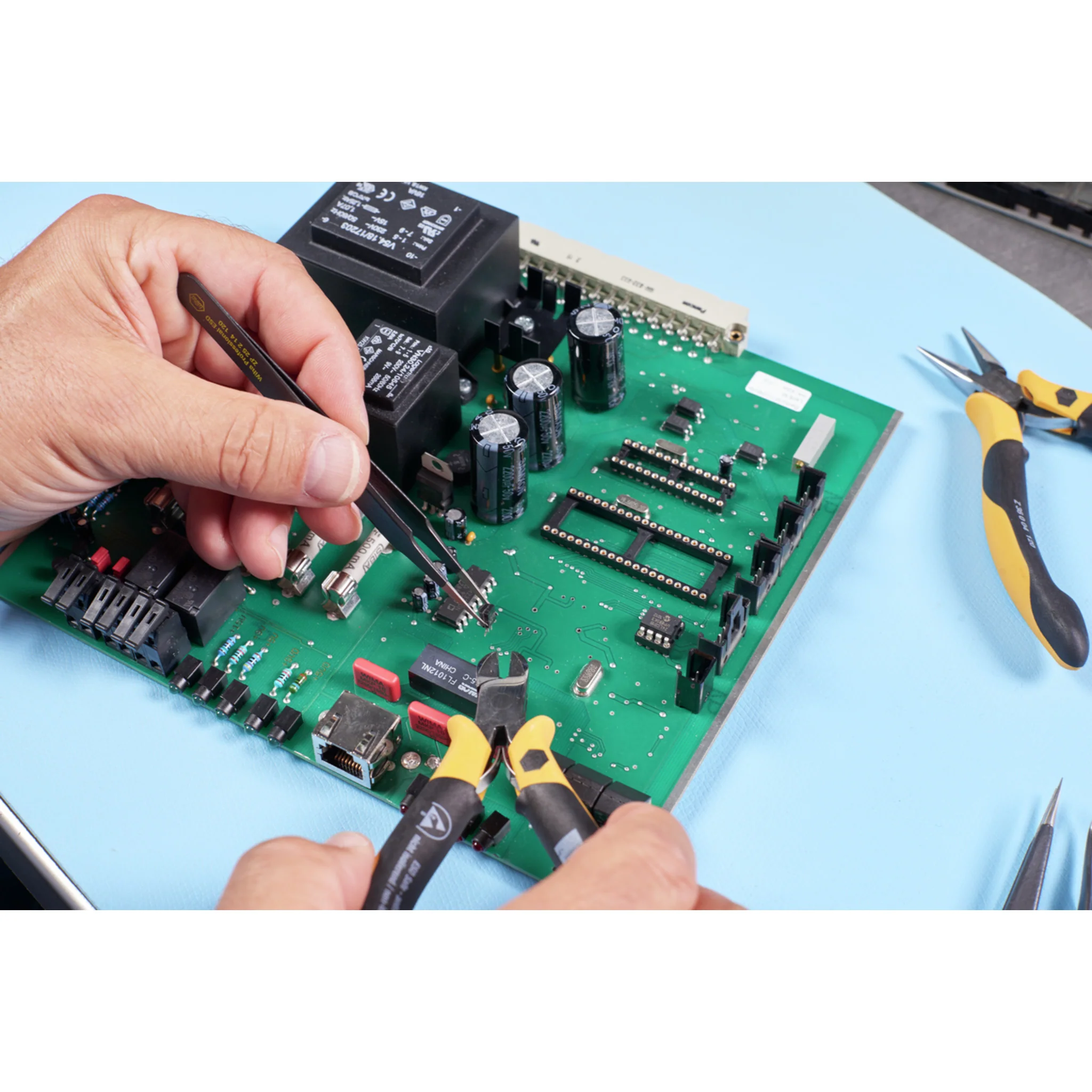 Electronic  ESD Flush Cutting Diagonal Cutters - Image 2