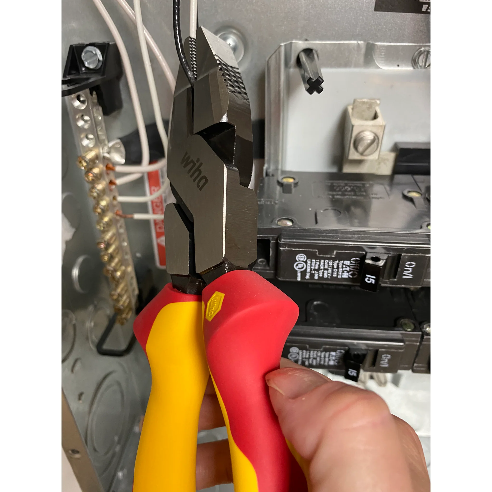 Insulated Industrial NE Style Lineman's Pliers 9.5" - Image 7