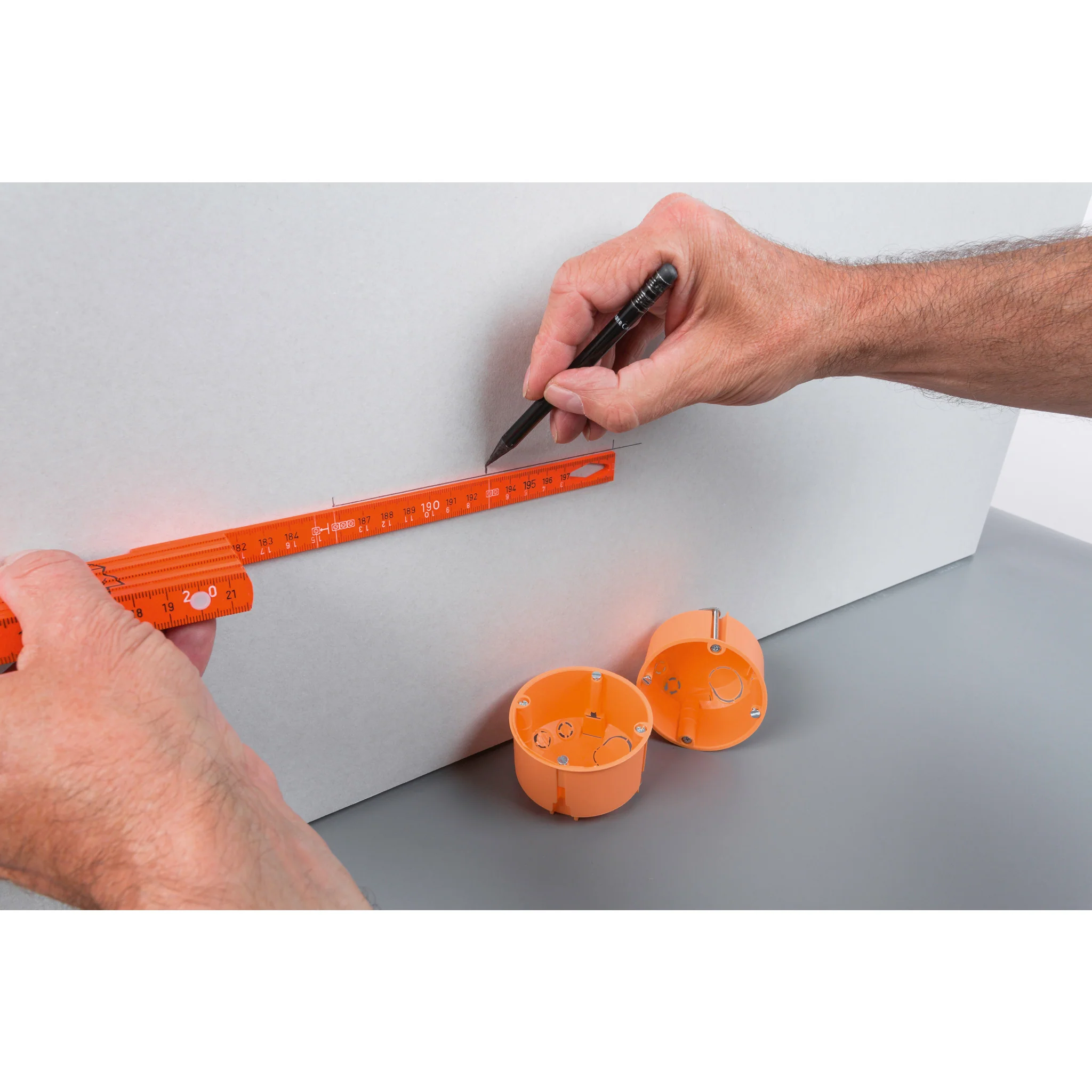 Insulated MaxiFlex 2 Meter Folding Ruler - Image 4