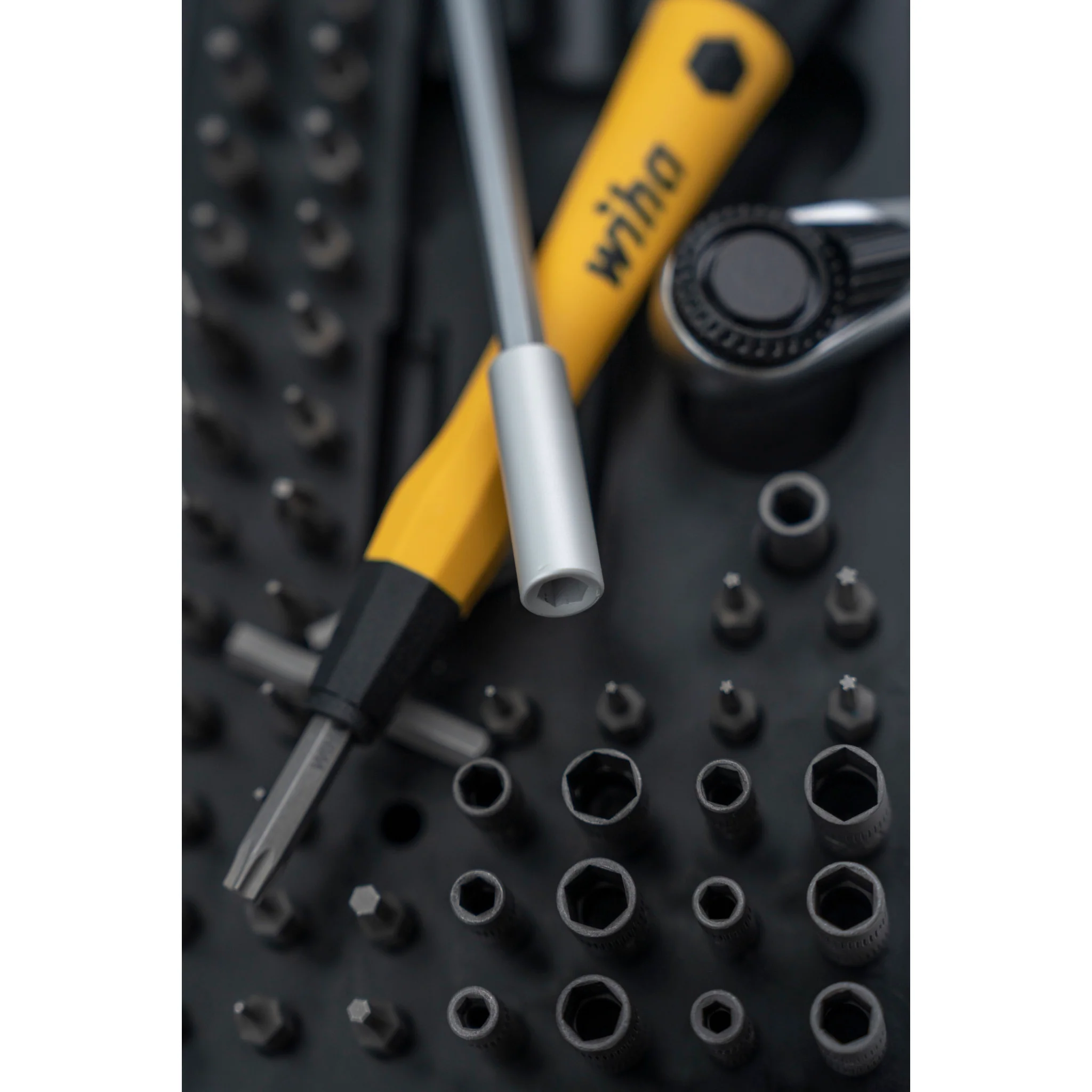 65 Piece System 4 ESD Safe Master Technician's Ratchet and MicroBits Set - Image 5
