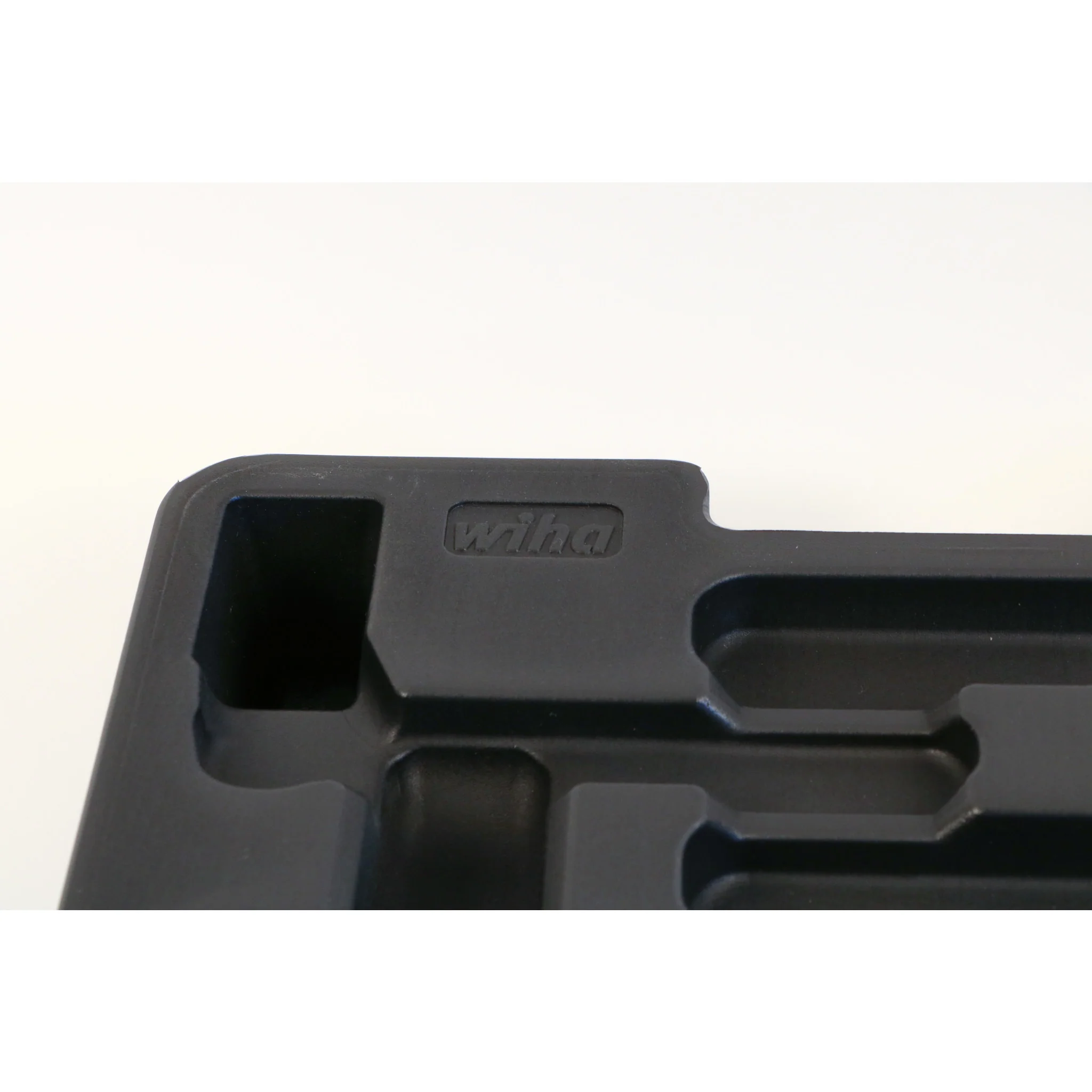 Molded Tray for Insulated Spanners - Image 4