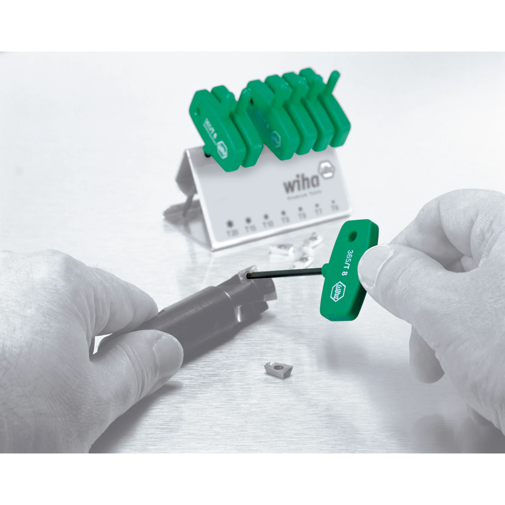 7 Piece Torx Wing Handle Set in Stand - Image 3